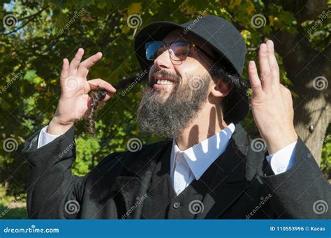 payot jewish.